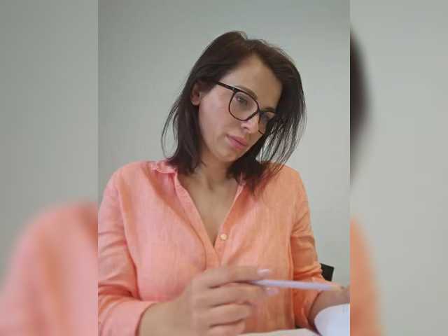 SophieMary's BongaCams show and profile