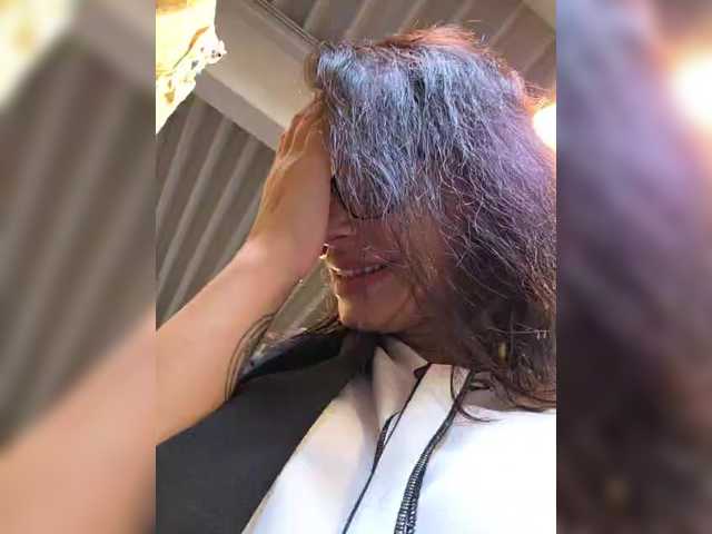 SophieMary's BongaCams show and profile