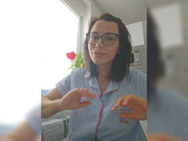 SophieMary's BongaCams show and profile