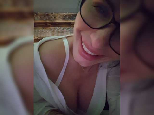 SophieMary live cam on BongaCams