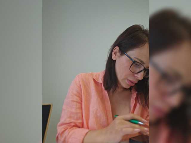 SophieMary's BongaCams show and profile