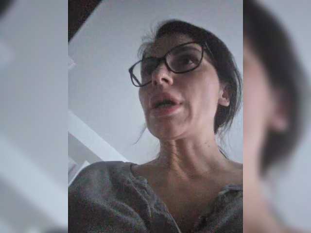 SophieMary's BongaCams show and profile