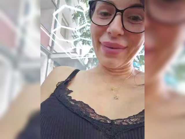 SophieMary live cam on BongaCams