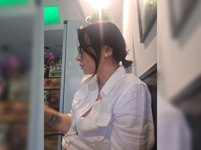 SophieMary live cam on BongaCams