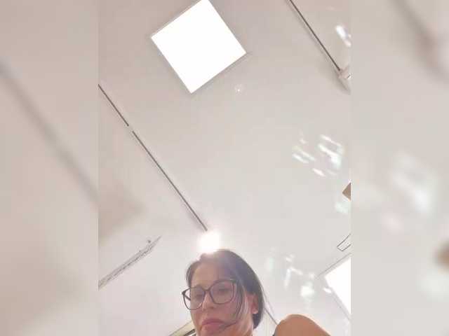 SophieMary live cam on BongaCams