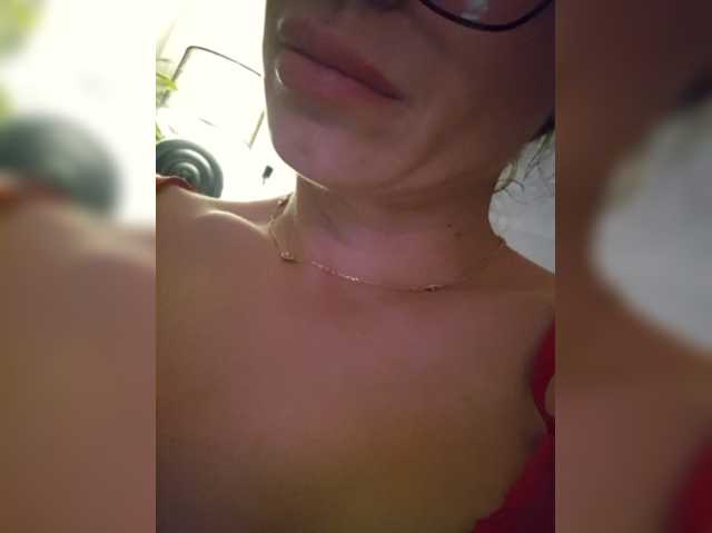 SophieMary live cam preview
