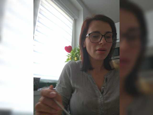 SophieMary's BongaCams show and profile