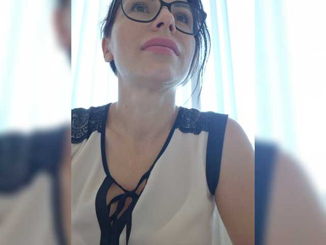 SophieMary live cam on BongaCams