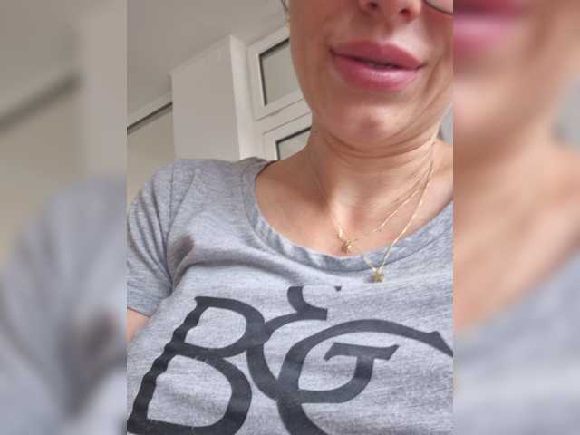 SophieMary live webcam show