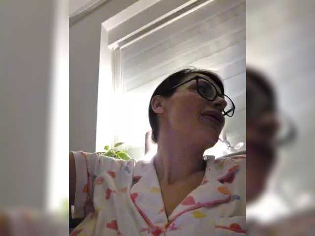 SophieMary's BongaCams show and profile