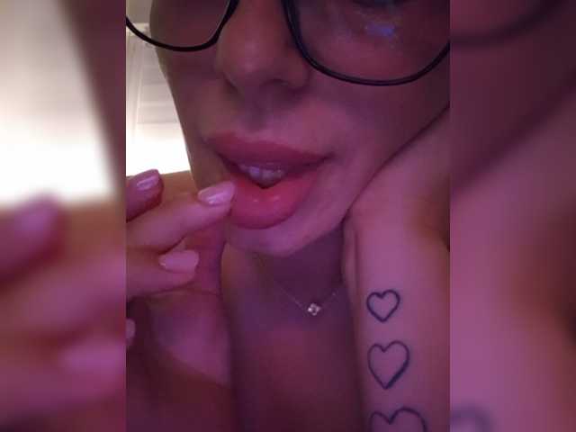 SophieMary live cam on BongaCams