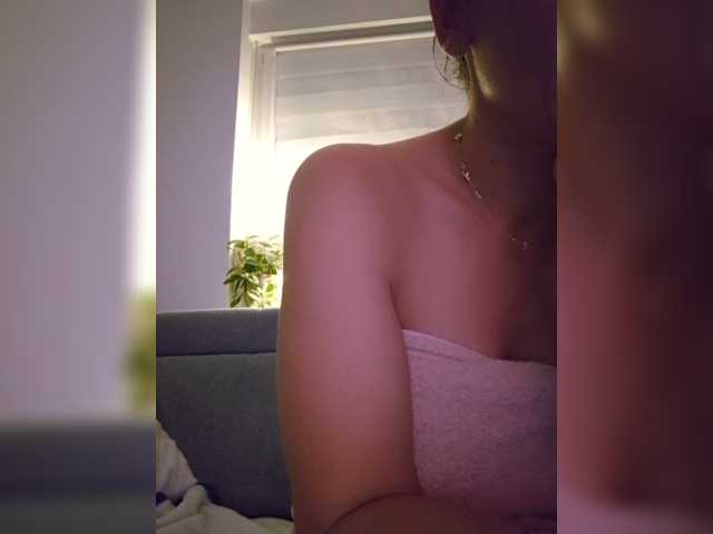 SophieMary live cam on BongaCams