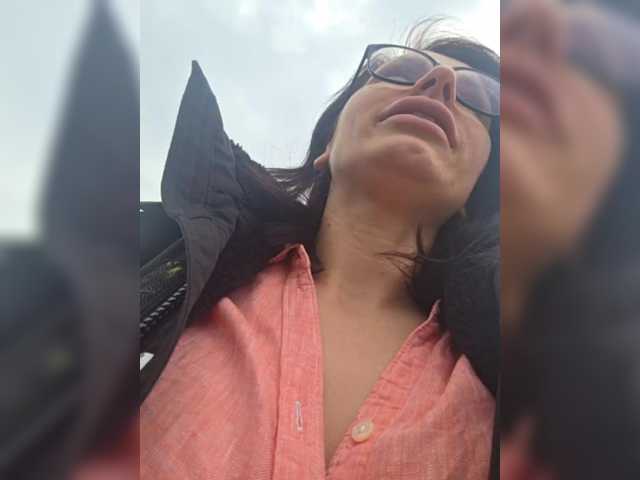 SophieMary's BongaCams show and profile