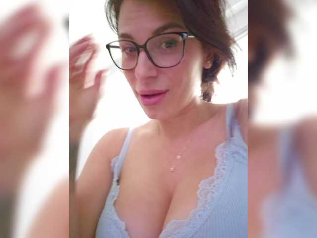 SophieMary live cam on BongaCams
