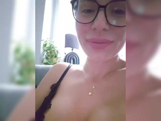 Sophie_Sonne live webcam show