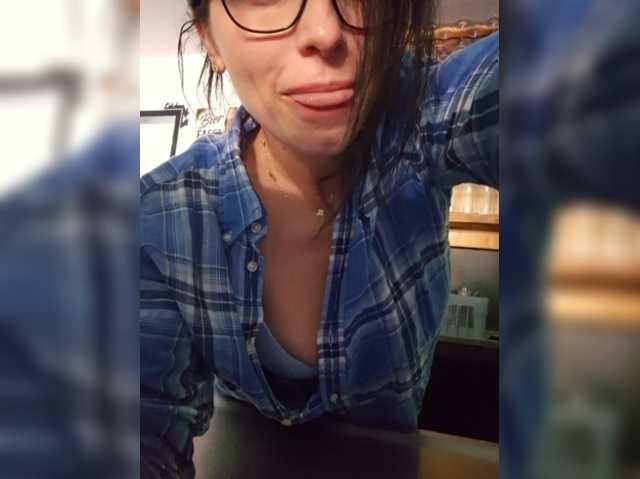 SophieMary live cam on BongaCams
