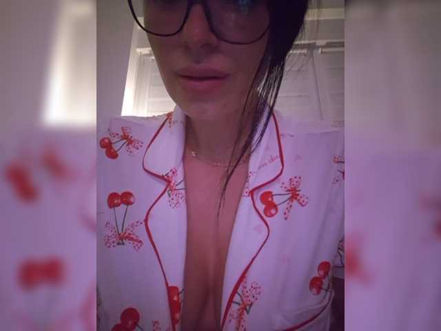 SophieMary live cam on BongaCams