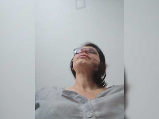 SophieMary's BongaCams show and profile