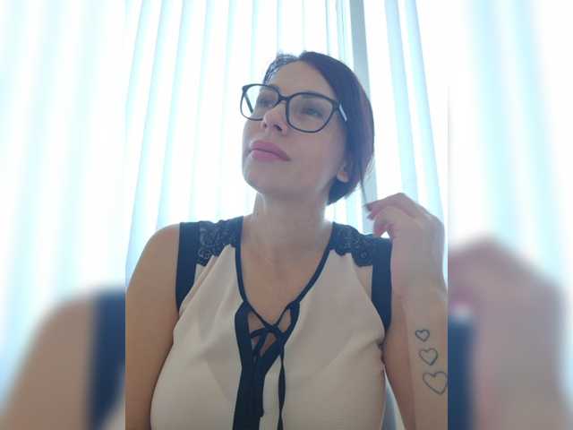 SophieMary live cam on BongaCams