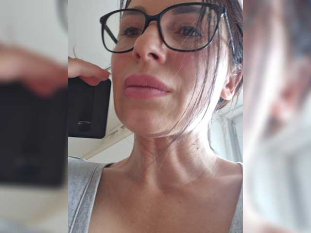 SophieMary live cam on BongaCams
