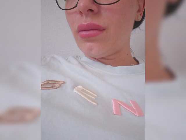 SophieMary live cam on BongaCams