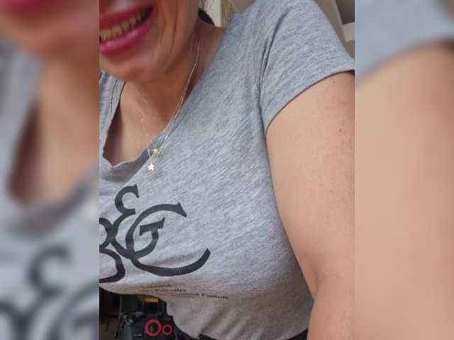 SophieMary live webcam show
