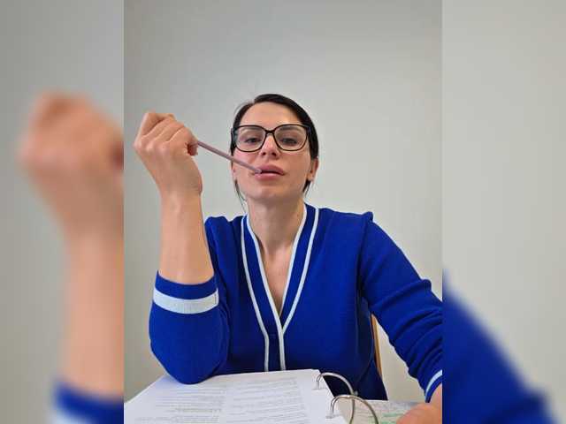 SophieMary's BongaCams show and profile