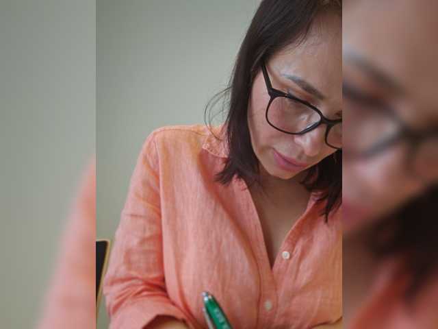 SophieMary's BongaCams show and profile