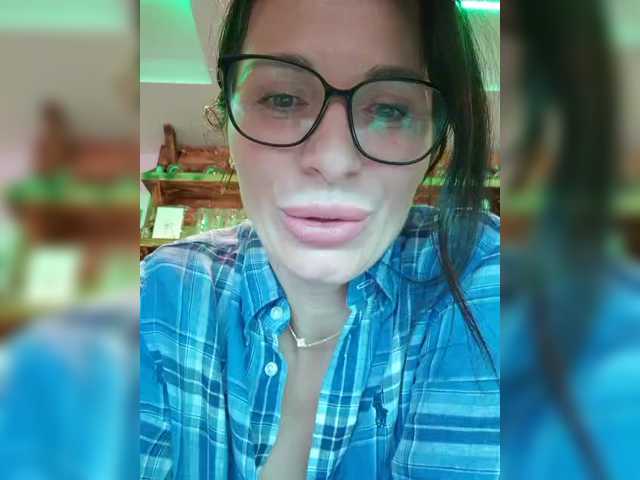 SophieMary live cam on BongaCams