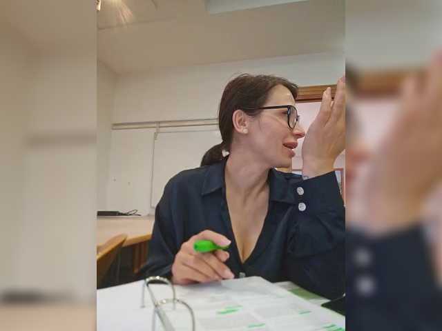 SophieMary's BongaCams show and profile