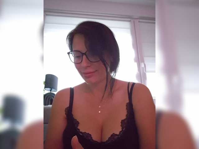 SophieMary live cam on BongaCams