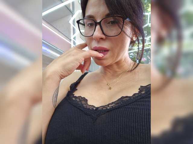 SophieMary live cam on BongaCams