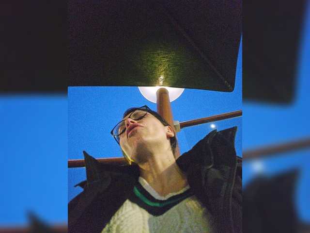 SophieMary's BongaCams show and profile