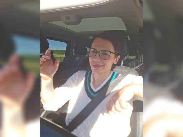 SophieMary's BongaCams show and profile