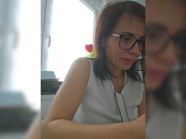 SophieMary's BongaCams show and profile