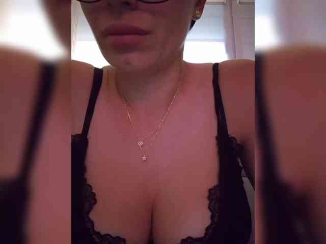 Model: Sophie_Sonne