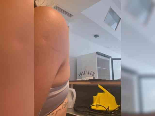 Sophie_Sonne webcam