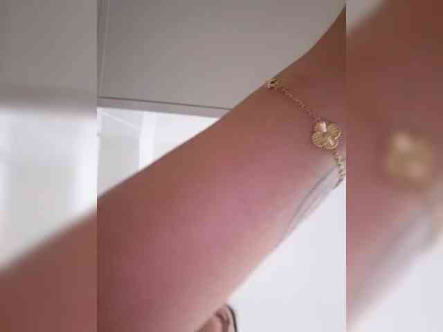 Sophie_Sonne webcam