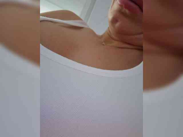 Model: Sophie_Sonne