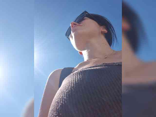 Sophie_sonne's live stream
