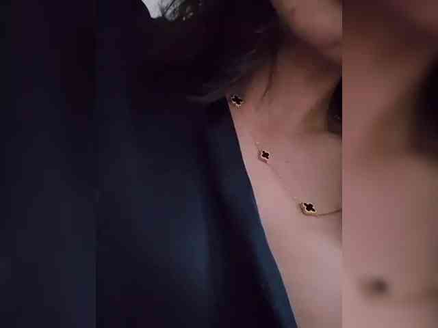 Sophie_Sonne webcam
