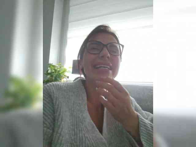 Sophie_Sonne webcam
