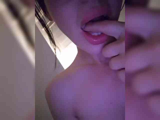 Model: Sophie_Sonne
