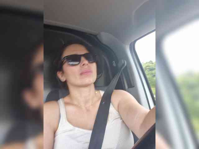 SophieMary Live Webcam on BongaCams