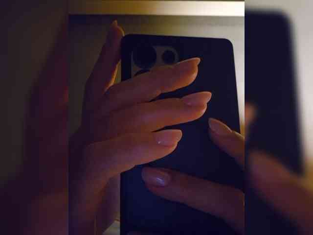 Sophie_Sonne webcam