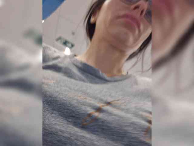 Sophie_Sonne webcam
