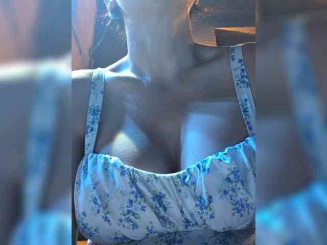 Model: Sophie_Sonne