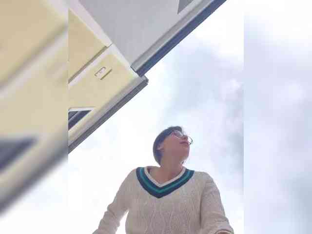 Model: Sophie_Sonne