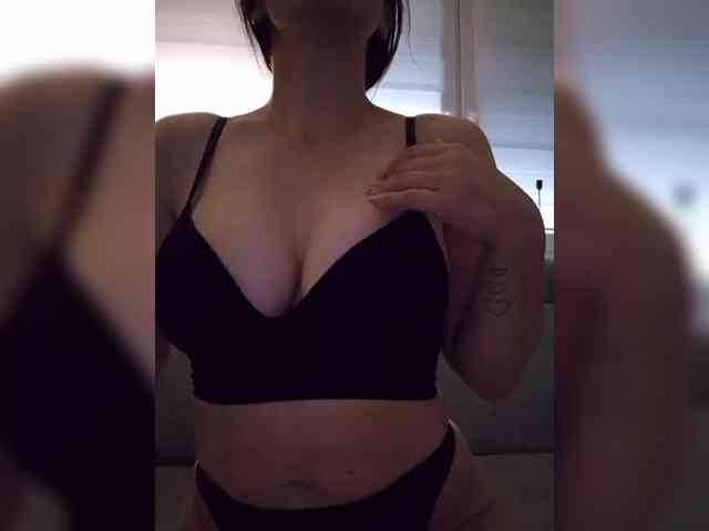 Sophie_Sonne webcam