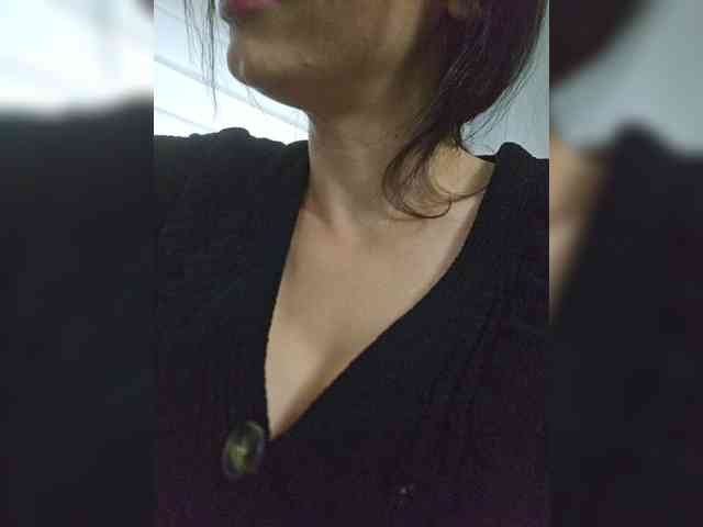 SophieMary Live Webcam on BongaCams